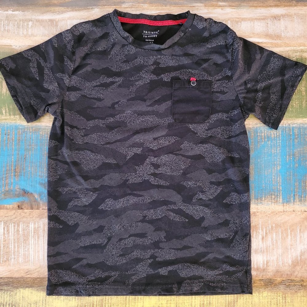 Boys Lg (14-16, Big Kids) Triumph T-Shirt
